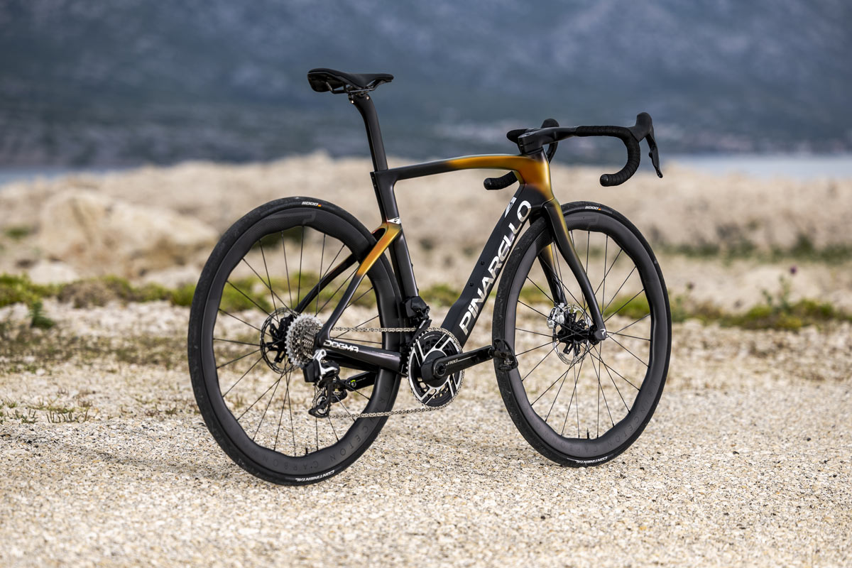 Novo cestno kolo Pinarello Dogma F New MY25 | Maxisport novice