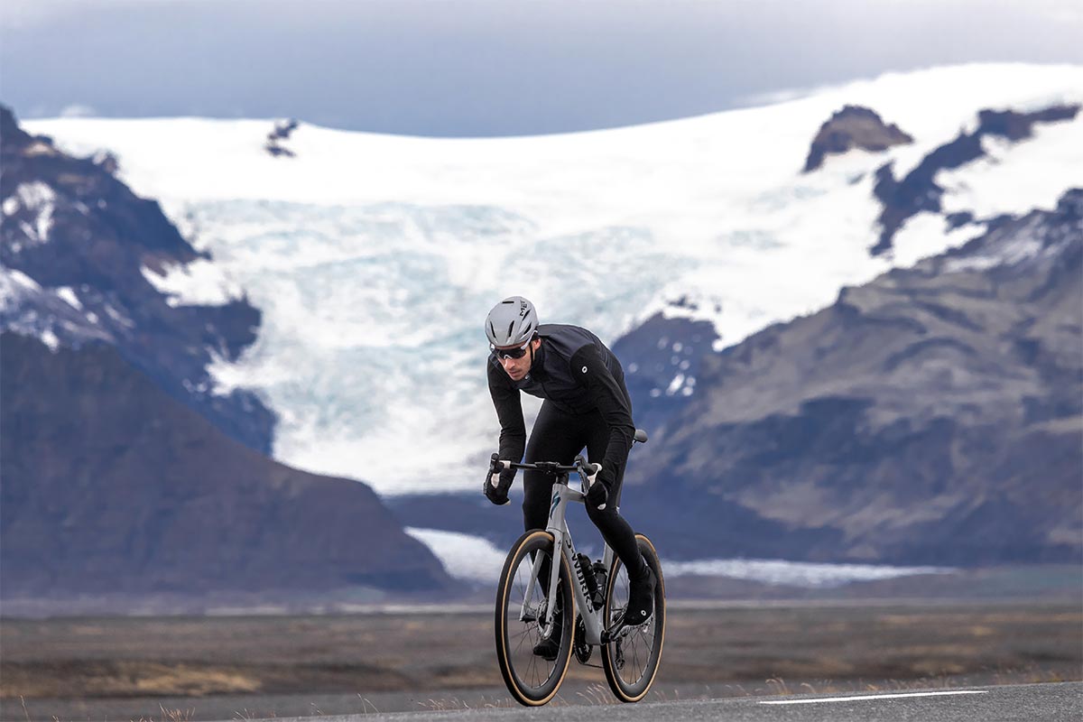 Vaje za kolesarje v zimskem času – kako trenirati pametno | Maxisport svetuje